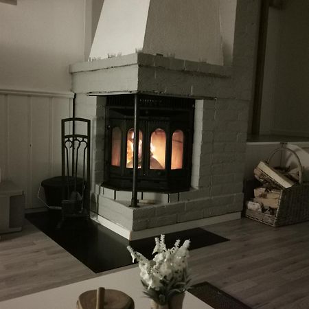 Apartment Dreamvalley Isfjorden Екстериор снимка