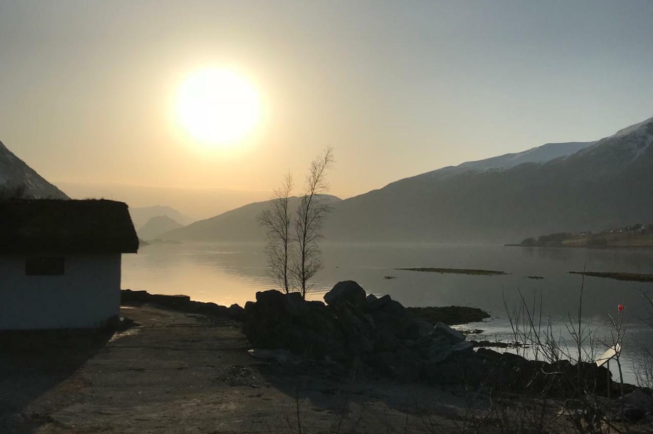 Apartment Dreamvalley Isfjorden Екстериор снимка